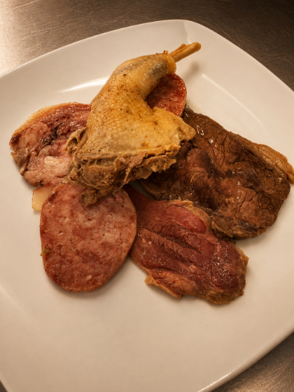 Bollito misto con mostarda